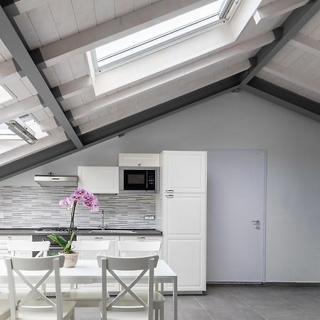 ドルチェアックア Dussaiga - La Casa Di Rinaヴィラ エクステリア 写真